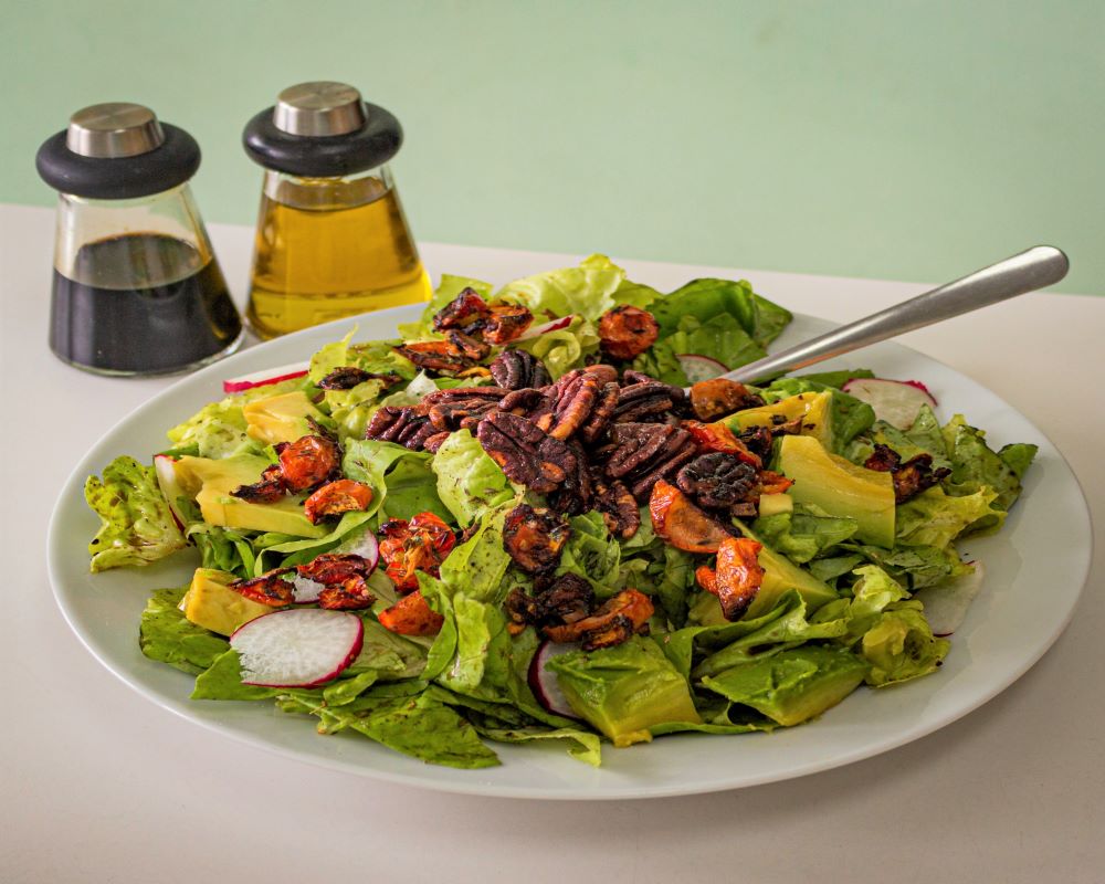 healthy fats salad